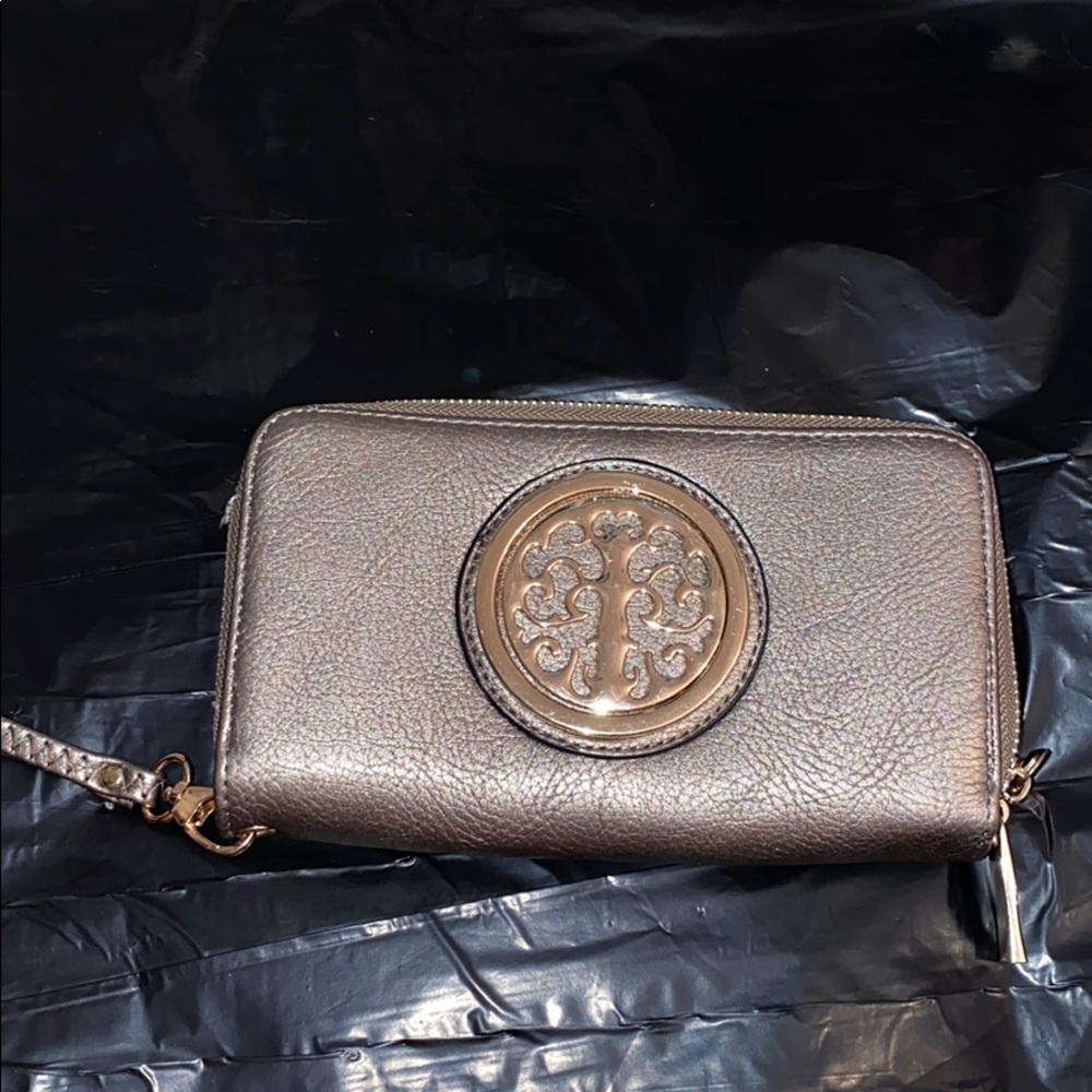 Wristlet